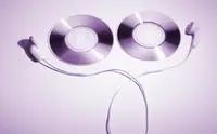 Ностальгия подняла продажи кассетных магнитофонов и CD-плееров в России