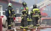 На промышленном объекте в ХМАО начался пожар после атаки дронов