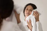 От очищения до SPF-защиты: Косметолог назвала семь ошибок в уходе за кожей лица