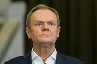 Туск заподозрил президента Навроцкого в готовности уступить территории Польши